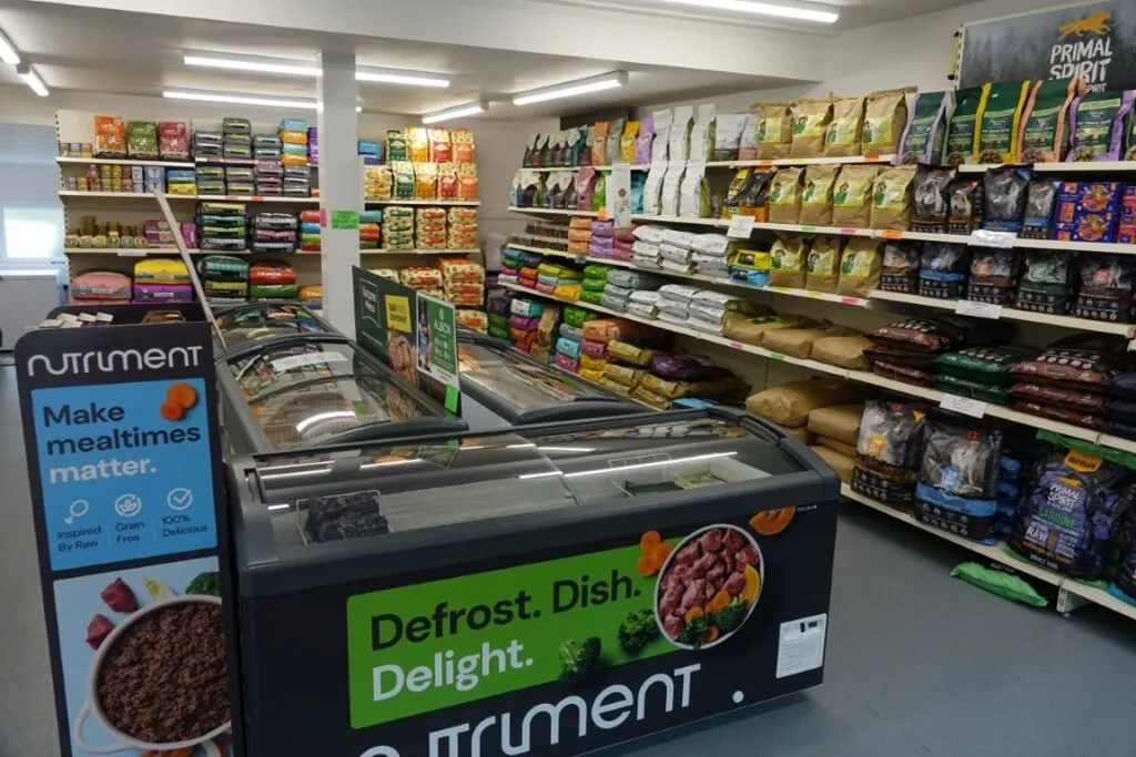 dog food selection (medium)