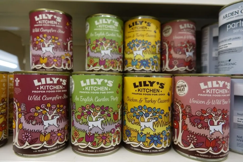 lily's dog food (medium)