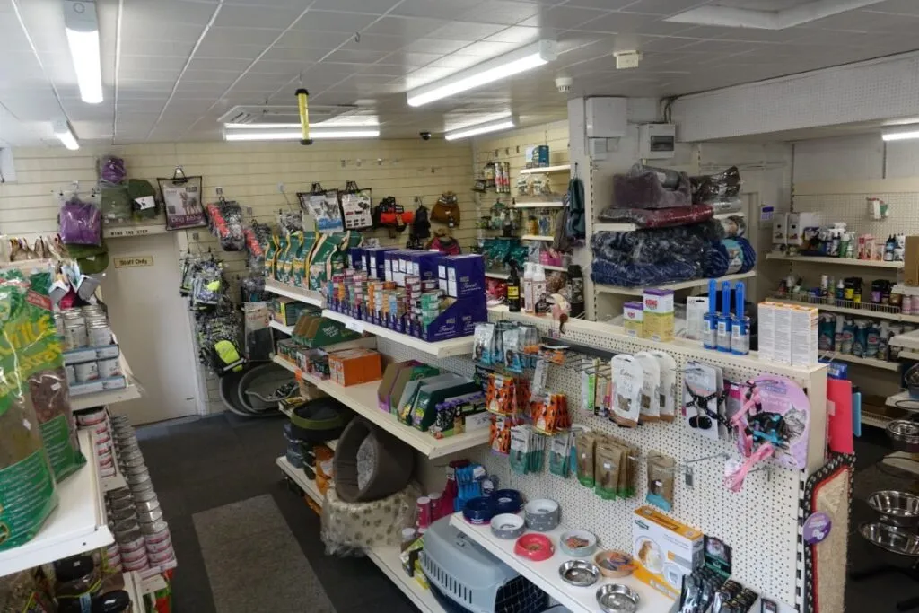 pk's pet shop (2)