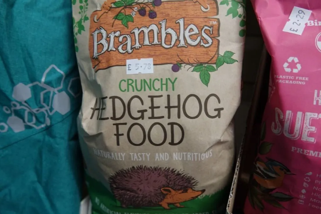 brambles hedgehog food (medium)